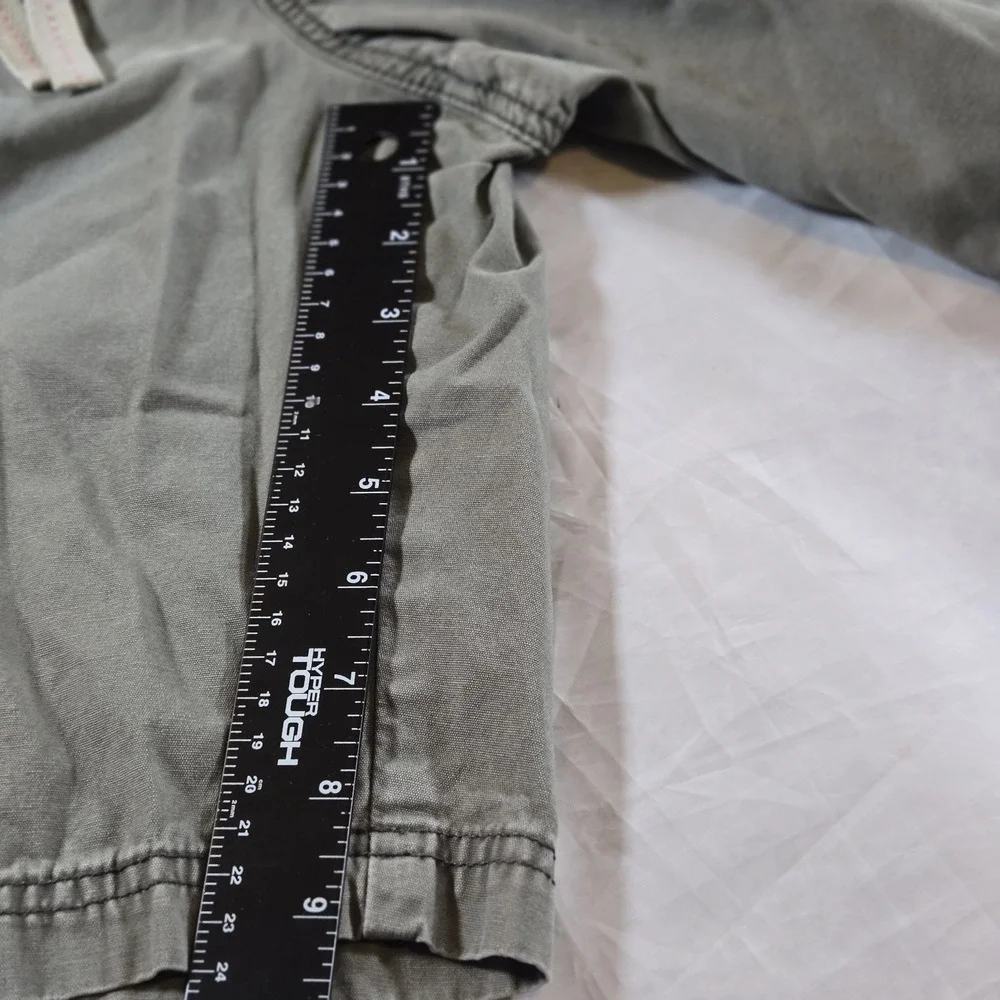 Tommy Bahama Mens XL Olive Green Cargo Shorts Elastic Waist Cotton Casual